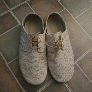 Sanuk flats